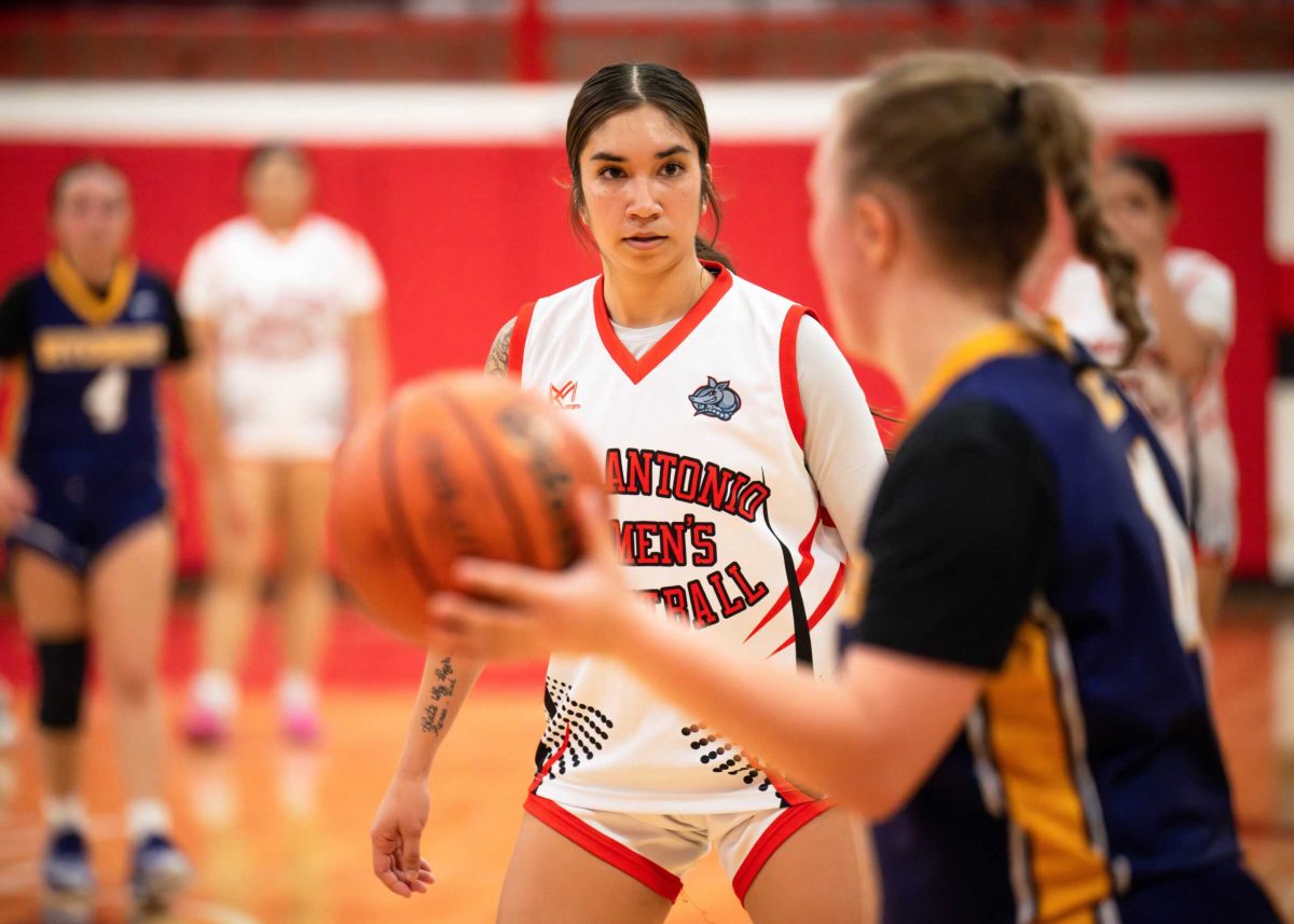 SAC Point Guard Devyn Castillo plays defense against ACC Wednesday night at Candler Physical Education Center. Photo by Janelle Aléman.